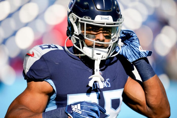 Tennessee Titans cornerback Buster Skrine (38) warms before facing the Jaguars at Nissan Stadium Sunday, Dec. 12, 2021 in Nashville, Tenn.